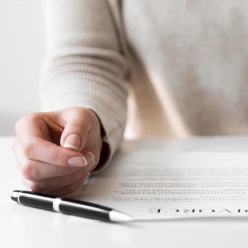 Abogado laboral para contratos indefinidos y derechos de trabajadores en Litoral Central