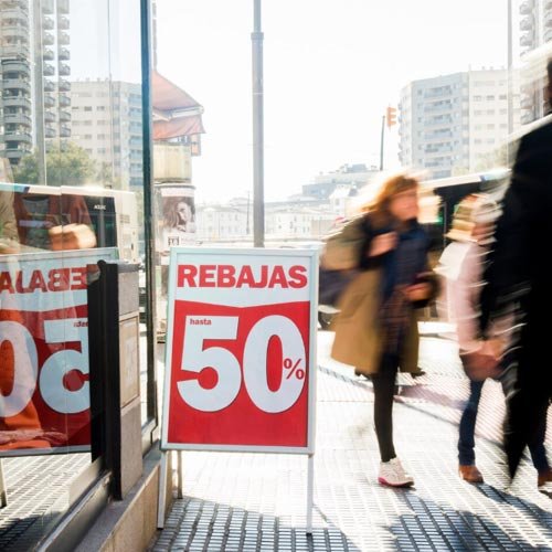 Asesoría legal en fiscalización de publicidad urbana y permisos municipales