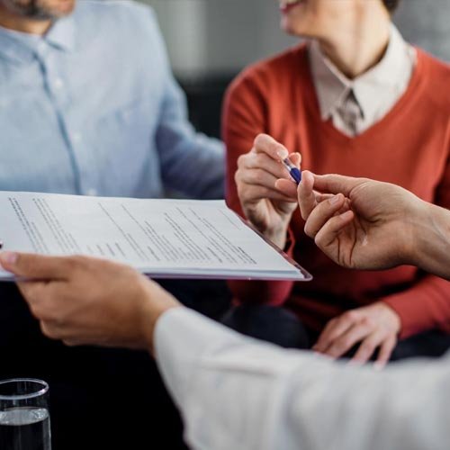Abogado en Litoral Central para gestión de herencias, testamentos y sucesiones intestadas.