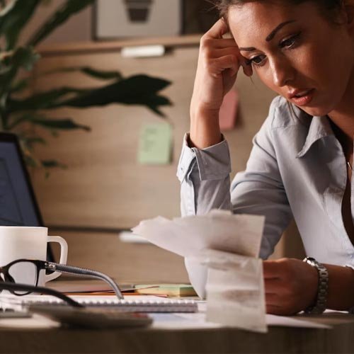 Abogado en Litoral Central para procesos de quiebra administrativa y reorganización