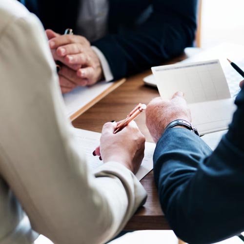 Abogado en Litoral Central para interponer recursos de amparo y protección de derechos