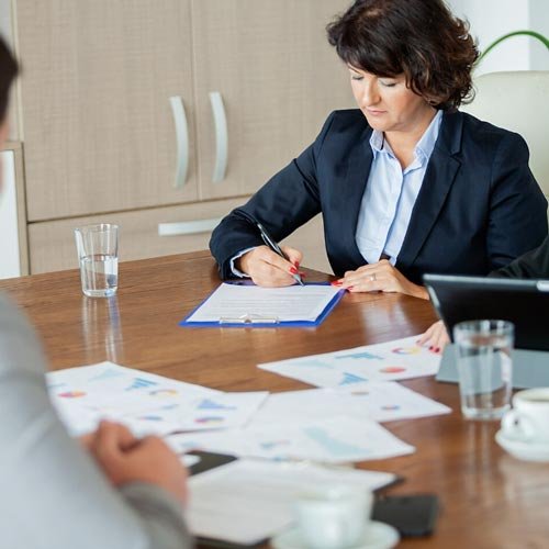 Abogado experto en reducción de penas y beneficios intra-carcelarios en Litoral Central